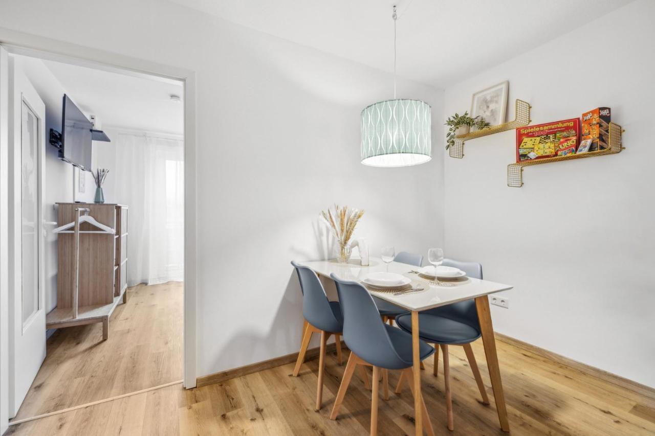 Amalfi A02 - 2 Zi Fuer 4P - Balkon, Smart Tv, Boxspringbett Apartment Kaiserslautern Exterior photo